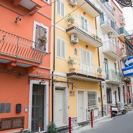 B&B Evelyne Taormina Exterior photo