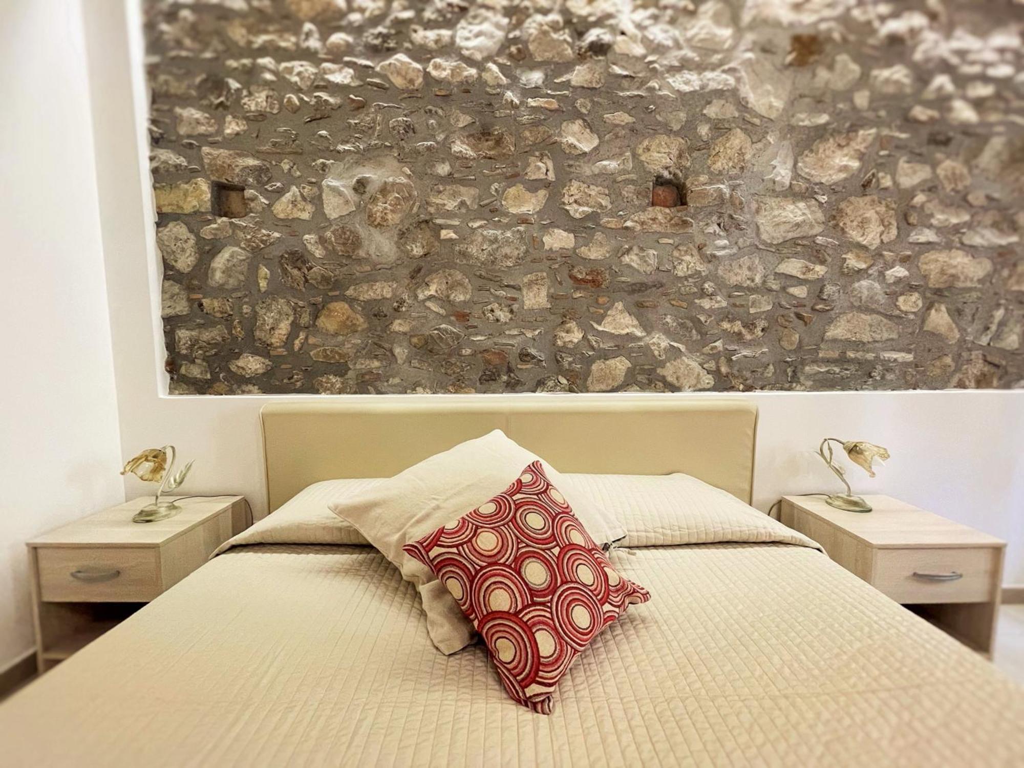 B&B Evelyne Taormina Exterior photo
